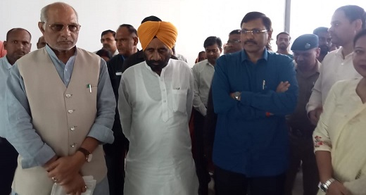 मुरादाबाद एयरपोर्ट पर हवाई सेवा शुरू, लखनऊ से पहुंची पहली फ्लाइट