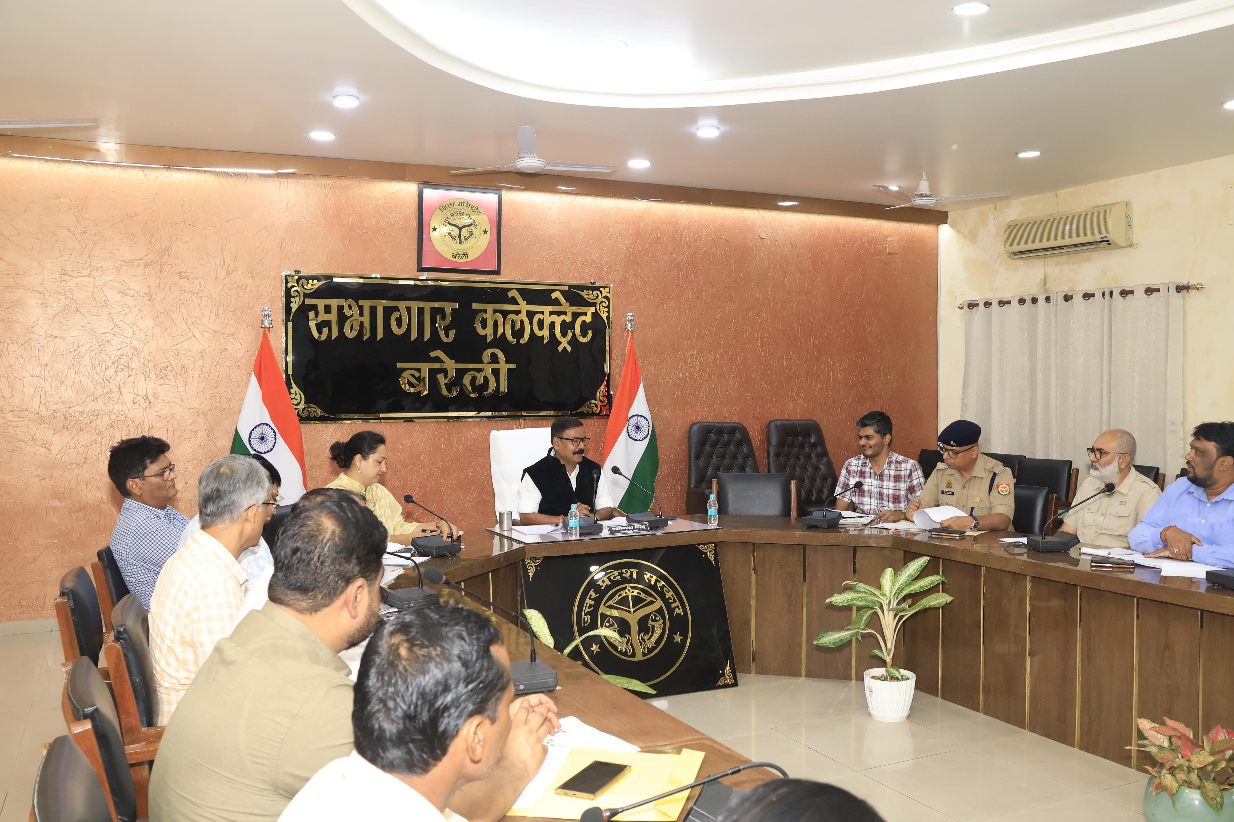  Bareilly News: किला नदी को बचाने की फिर शुरू हुई मुहिम, भवन मालिकों को जारी होंगे नोटिस 