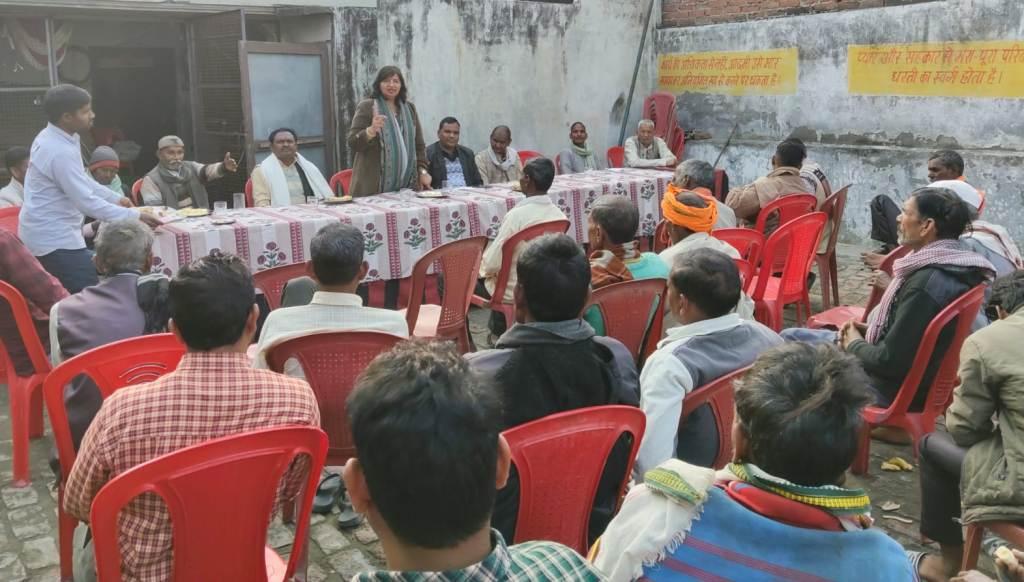 bareilly News : भाजपा की नीतियों को लेकर गांव-गांव पहुंचीं भक्ति सिंह लोधी, समाज को संगठित करने का संदेश