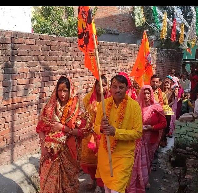 Bareilly News : सनातनी आस्था का केंद्र बना फूटेश्वर महादेव मंदिर, प्राण प्रतिष्ठा के साथ निकली भव्य शोभायात्रा