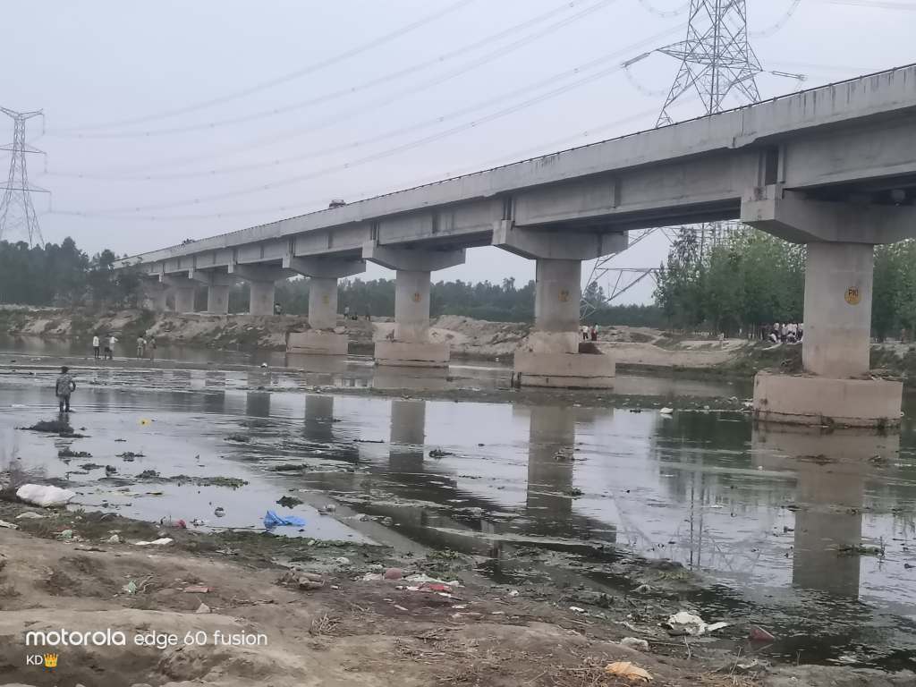 Bareilly News : रामगंगा में यज्ञ की राख विसर्जन के दौरान हादसा: तीन बच्चे डूबे, दो बचाय गए, एक लापता