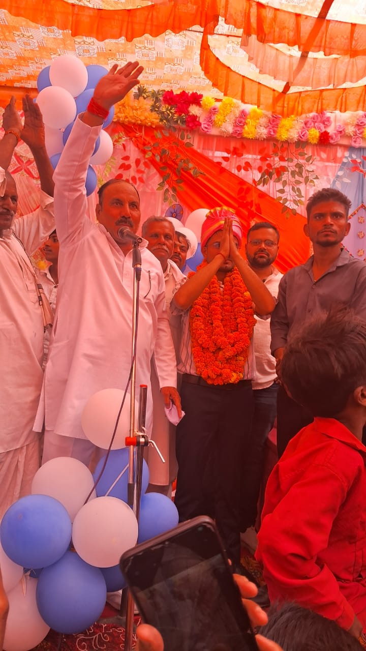 Badaun News : PCS में 120वीं रैंक, अर्जुन सिंह का भव्य स्वागत