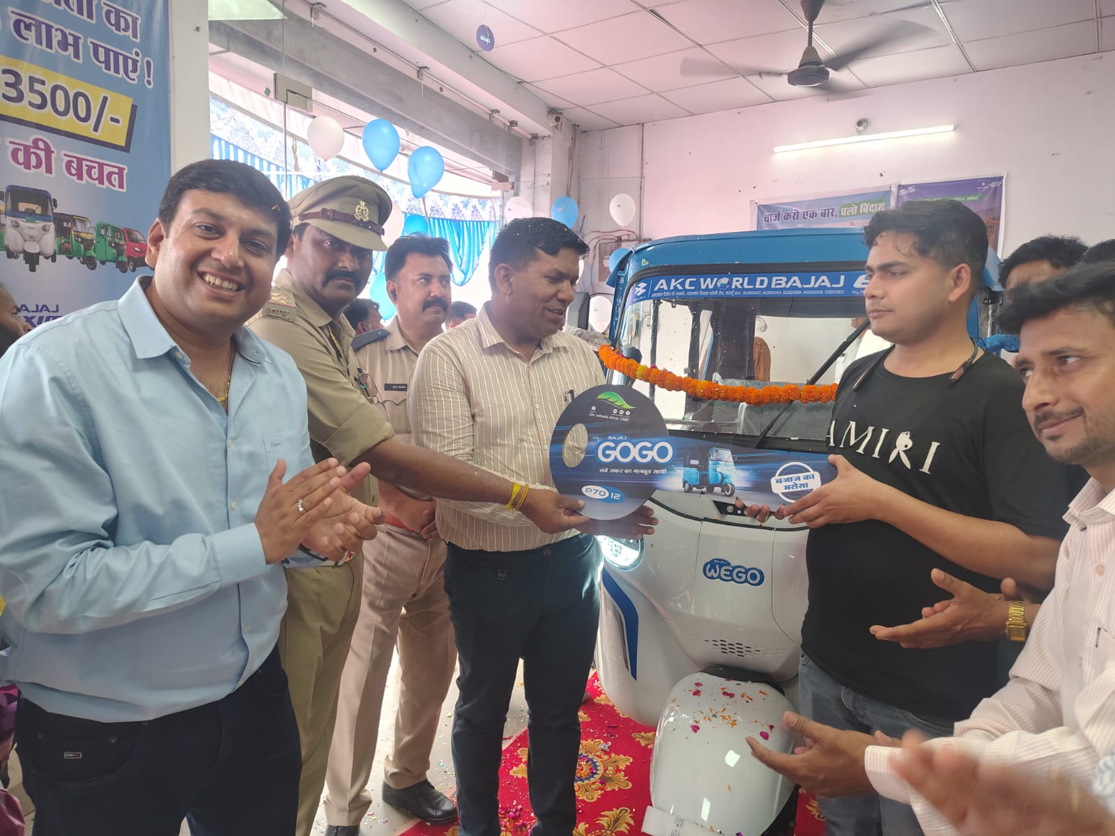 Badaun News : बदायूं में Bajaj Auto का वीगो P7012 लॉन्च