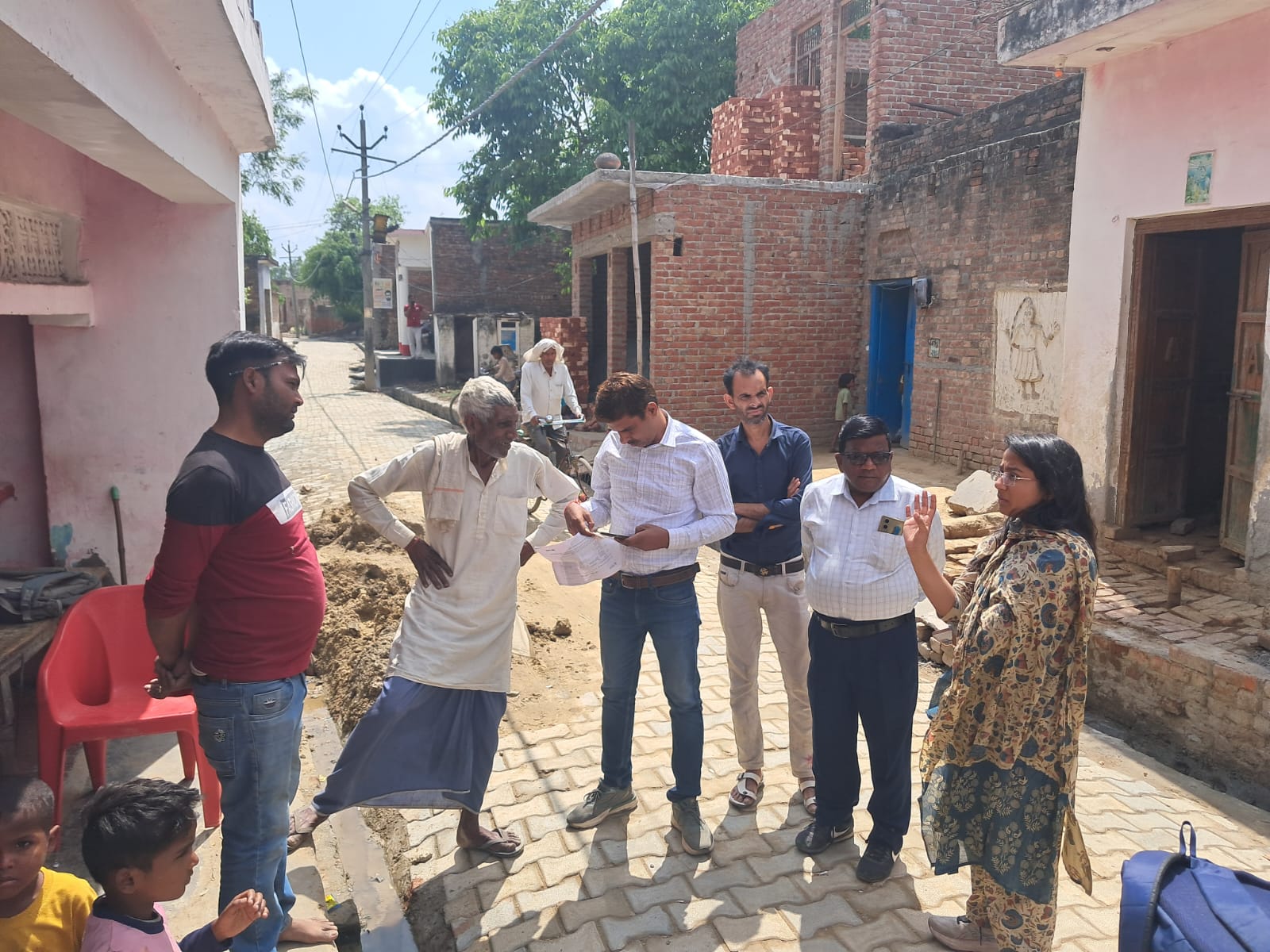 ब्लांक सिढपुरा बीडीओ श्रेति गर्ग के नेतृत्व मे गली-गली धूम चलाया गया फार्मर रजिस्ट्री जागरूकता अभियान, 10 किसानों का हुआ पंजीकरण