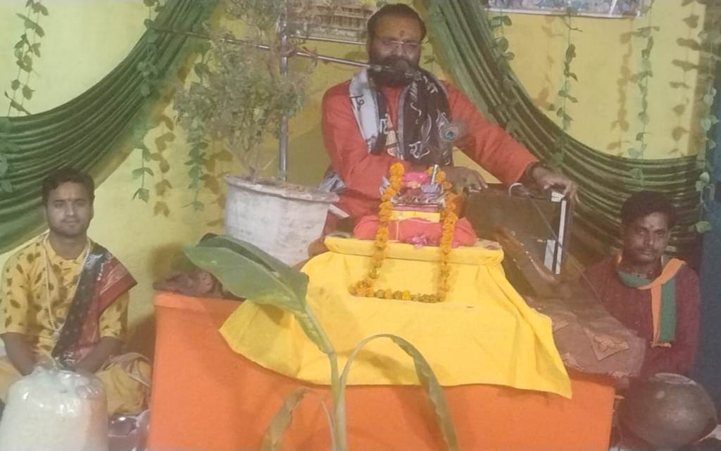 Bareilly News : “कर्मों का अटल सत्य: श्रीरामकथा में गूंजा धर्म, भक्ति और त्याग का दिव्य संदेश”