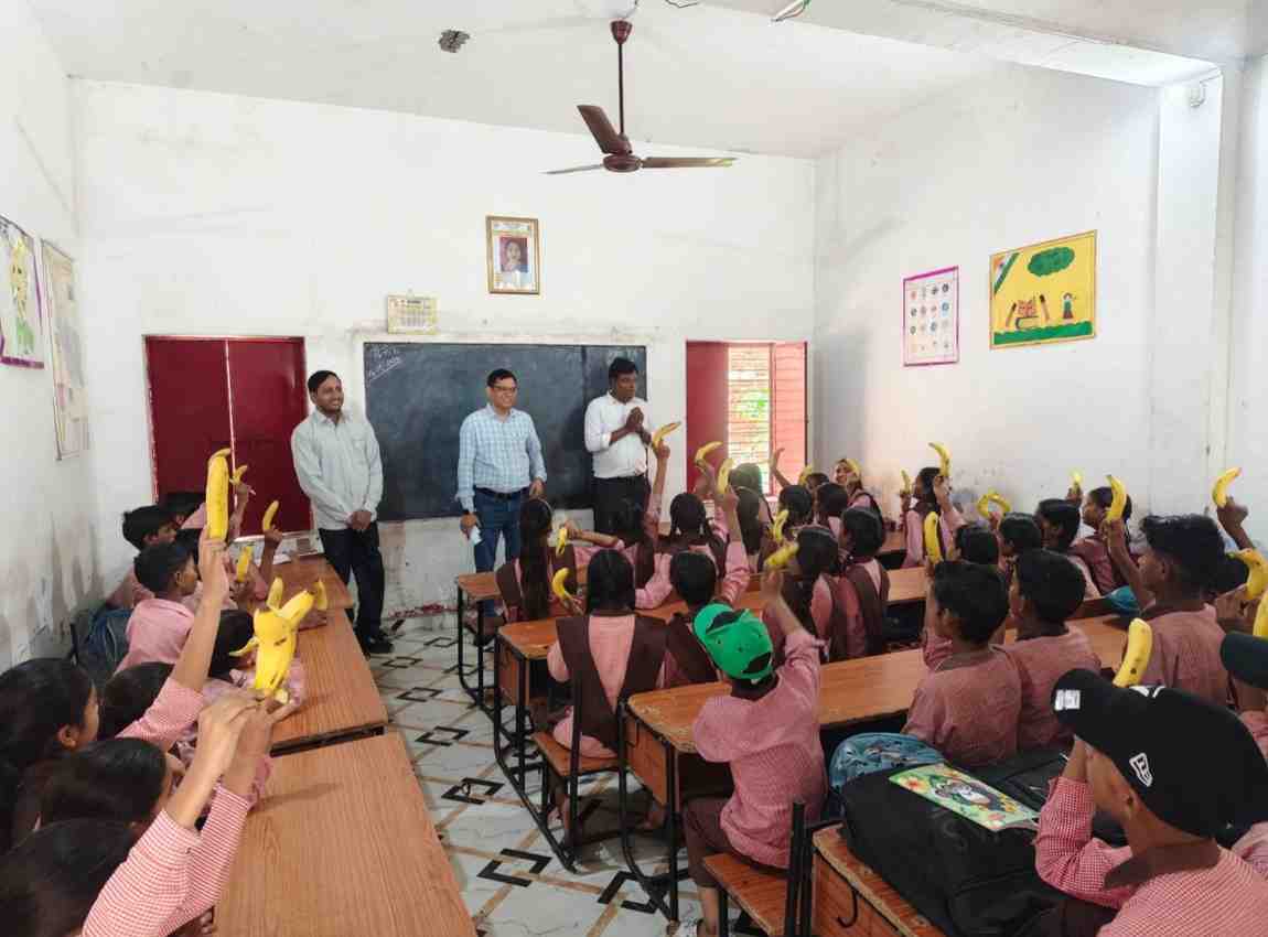 KASGANJ: ताला खुला, कक्षाएं फिर शुरू, दो बीईओ की समझाइश से खुला भिटौना विद्यालय, पटरी पर लौटी पढ़ाई