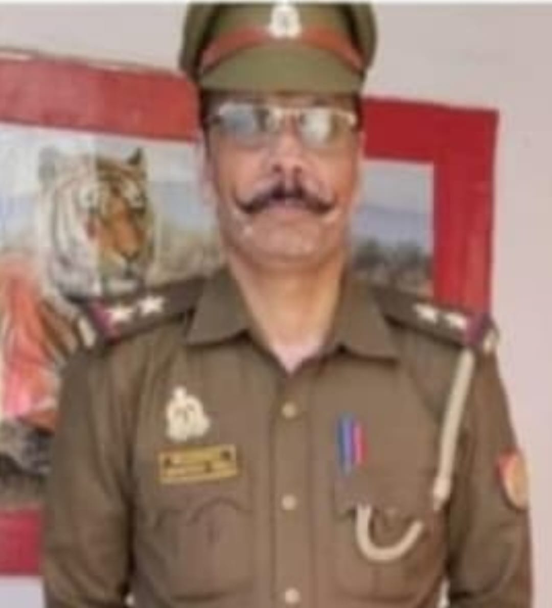 KASGANJ NEWS अपहरण केस में दबिश देने जा रही जालौन पुलिस टीम की कार हादसे का शिकार, कासगंज के दारोगा सत्यभान सिंह समेत पांच की मौत