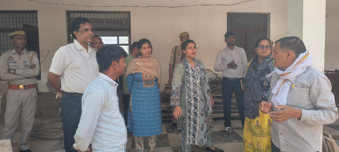 CDO को अधूरा मिला कस्तूरबा विद्यालय भवन, कहा-10 दिन में पूरा करें
