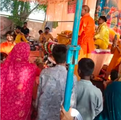 पूर्णाहुति के साथ श्रीमद्भागवत कथा संपन्न, राधे-राधे के जयघोष से गूंजा राधा-कृष्ण मंदिर परिसर