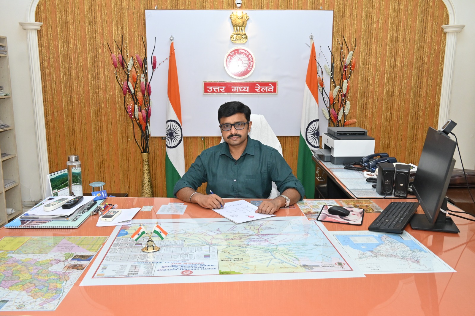 उत्तर मध्य रेलवे के नए सीपीआरओ बने डॉ. शिवम शर्मा, दूसरी बार संभाली जिम्मेदारी