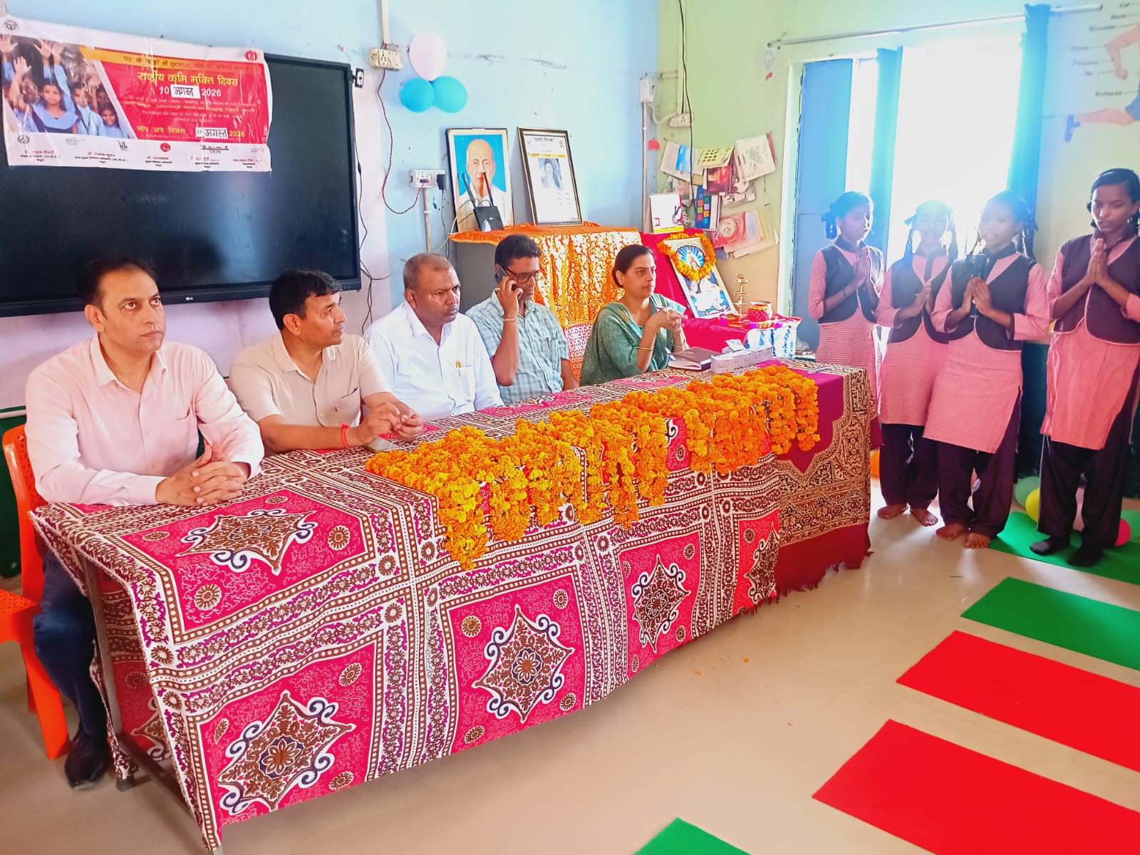 जिले में शुरू हुआ कृमि मुक्ति अभियान, बच्चों को खिलाई गई एल्बेंडाजोल की दवा