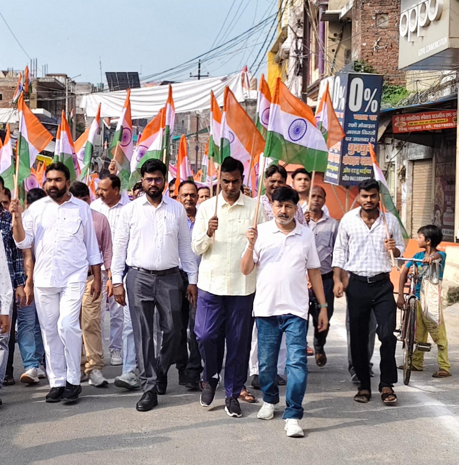 नगर पालिका गंजडुंडवारा ने निकाली तिरंगा यात्रा, राष्ट्रभक्ति के संदेश के साथ गूंजे देशभक्ति के नारे