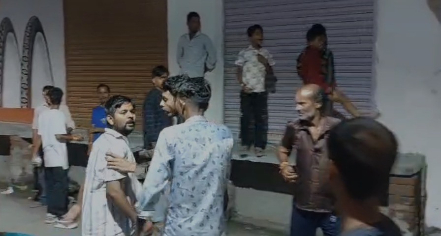 छात्र की मौत के बाद निजी क्लीनिक सील, परिजनों ने लगाया लापरवाही का आरोप