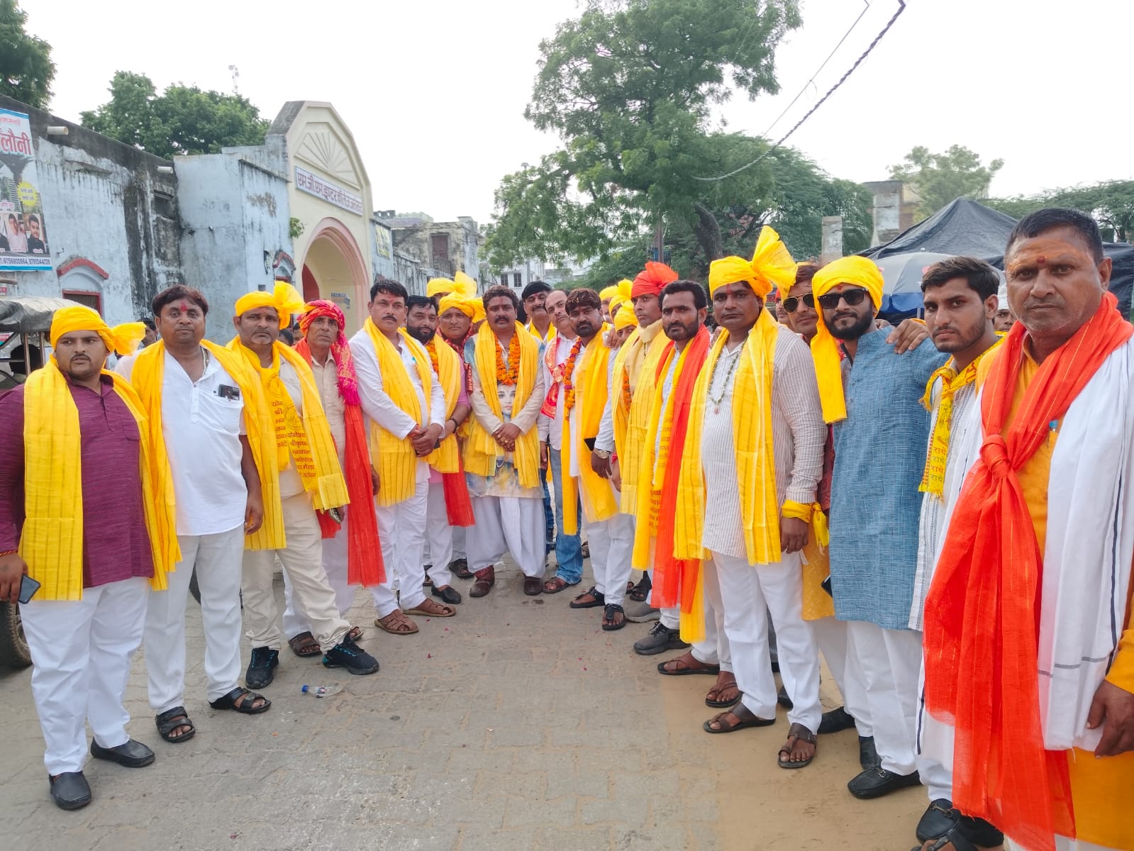 एटा: श्रीकृष्ण जन्मोत्सव पर गूंजे जयकारे, निकलीं शोभायात्राएं