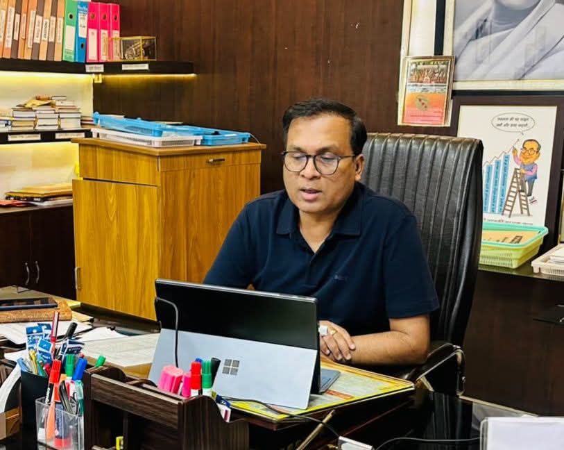 शाहजहांपुर: बारिश से फसलों को भारी नुकसान, डीएम बोले- तत्काल सर्वे रिपोर्ट दें 