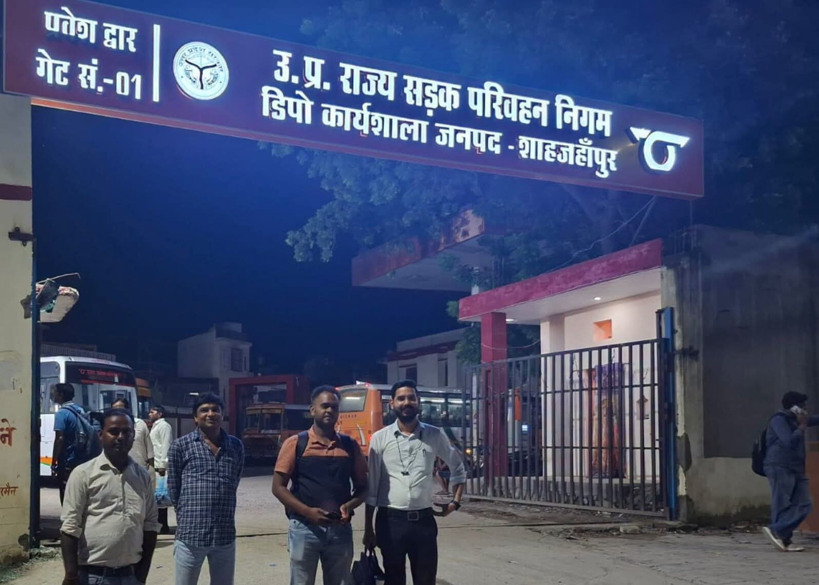 शाहजहांपुर: पुवायां रूट पर शाम को नहीं चलतीं बसें, यात्री परेशान