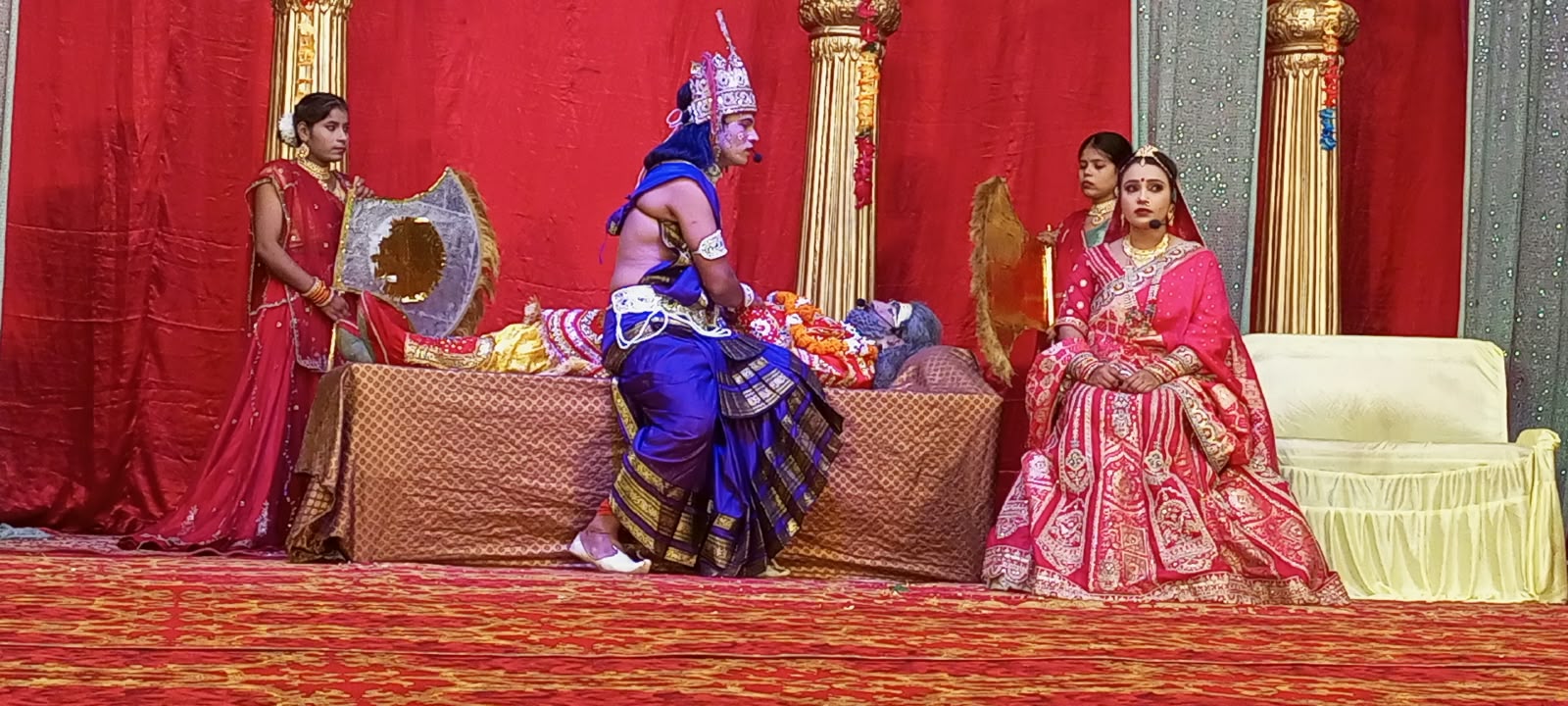 शाहजहांपुर: पुत्र वियोग में दशरथ ने त्यागे प्राण, श्रीराम को लौटाने चित्रकूट पहुंचे भरत 