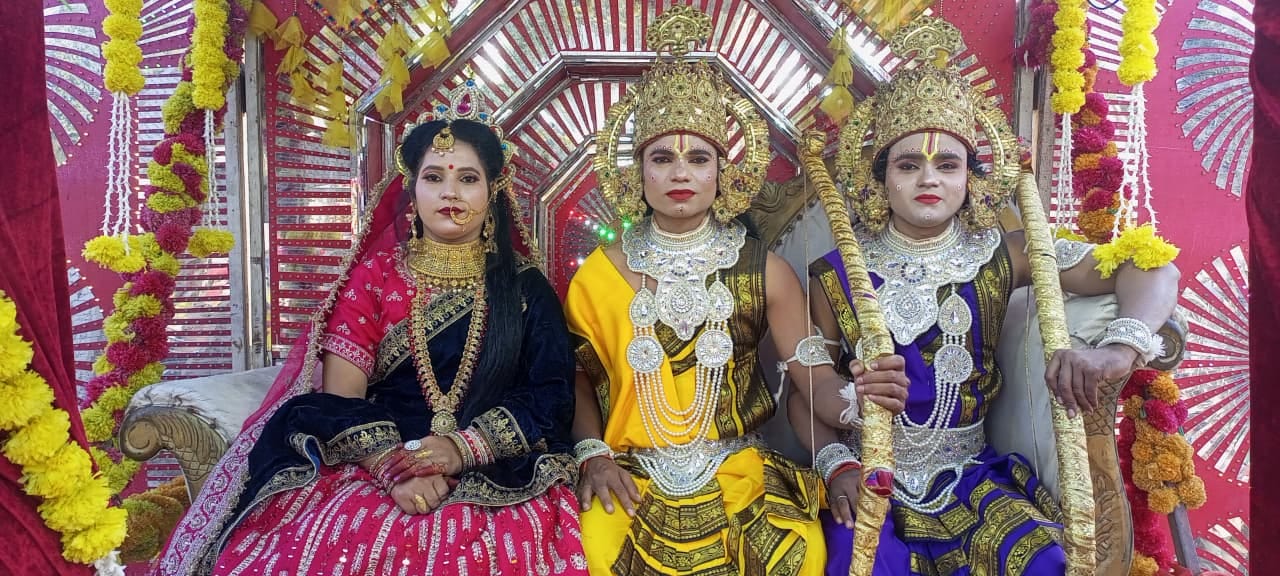 ओसीएफ रामलीला: शहर श्रीराम राजगद्दी शोभायात्रा निकली, भरत मिलाप देख रो पड़े लोग