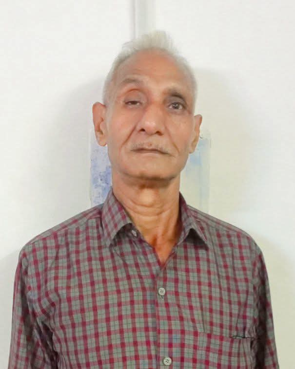 पर्दे के पीछे रहकर तीन दशक से रामलीला की सेवा कर रहे धर्म किशोर कुशवाहा
